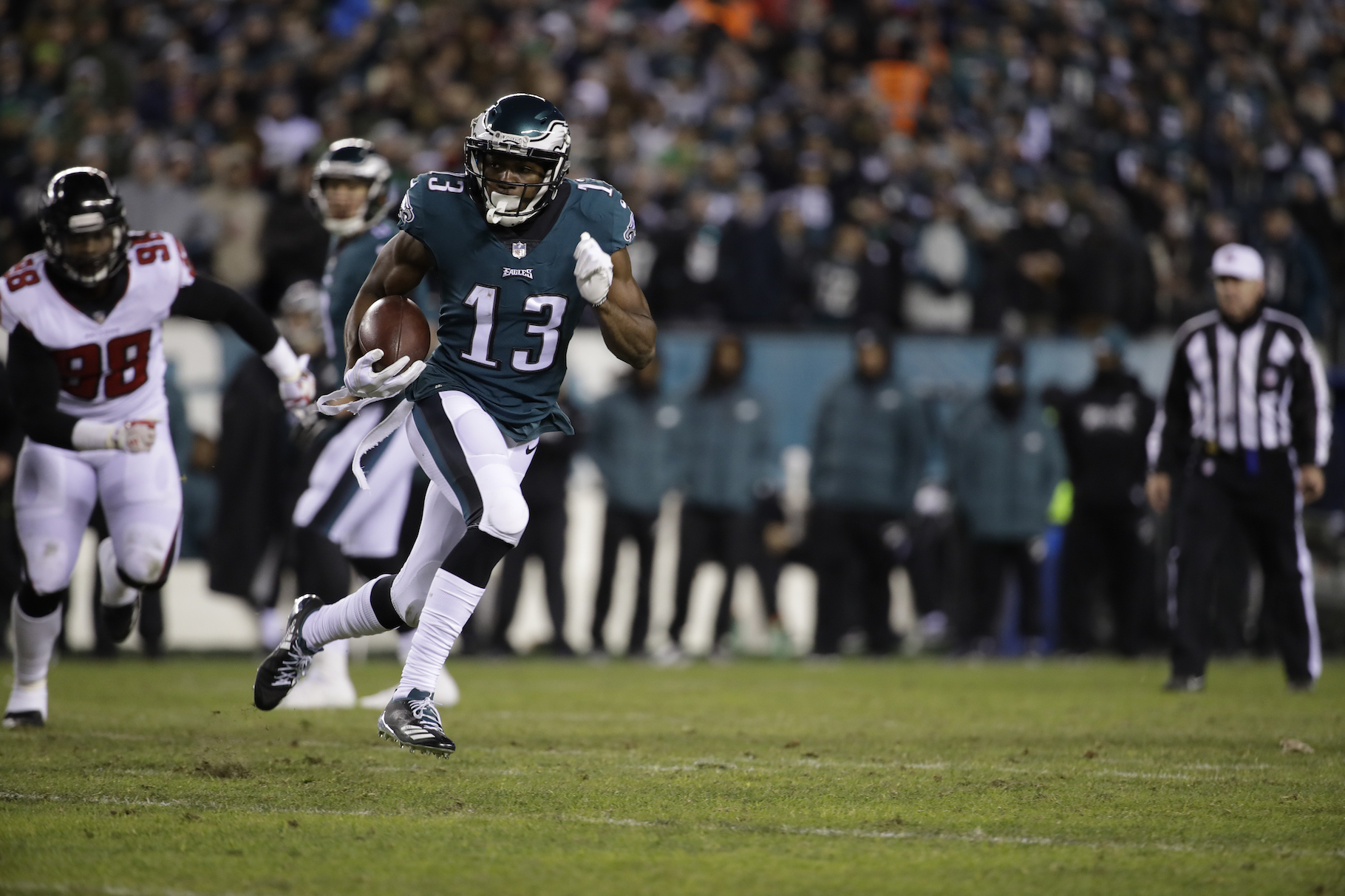 NFL salary cap balloons